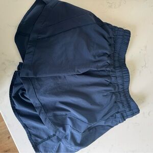 Lululemon hotty hot low rise lined short